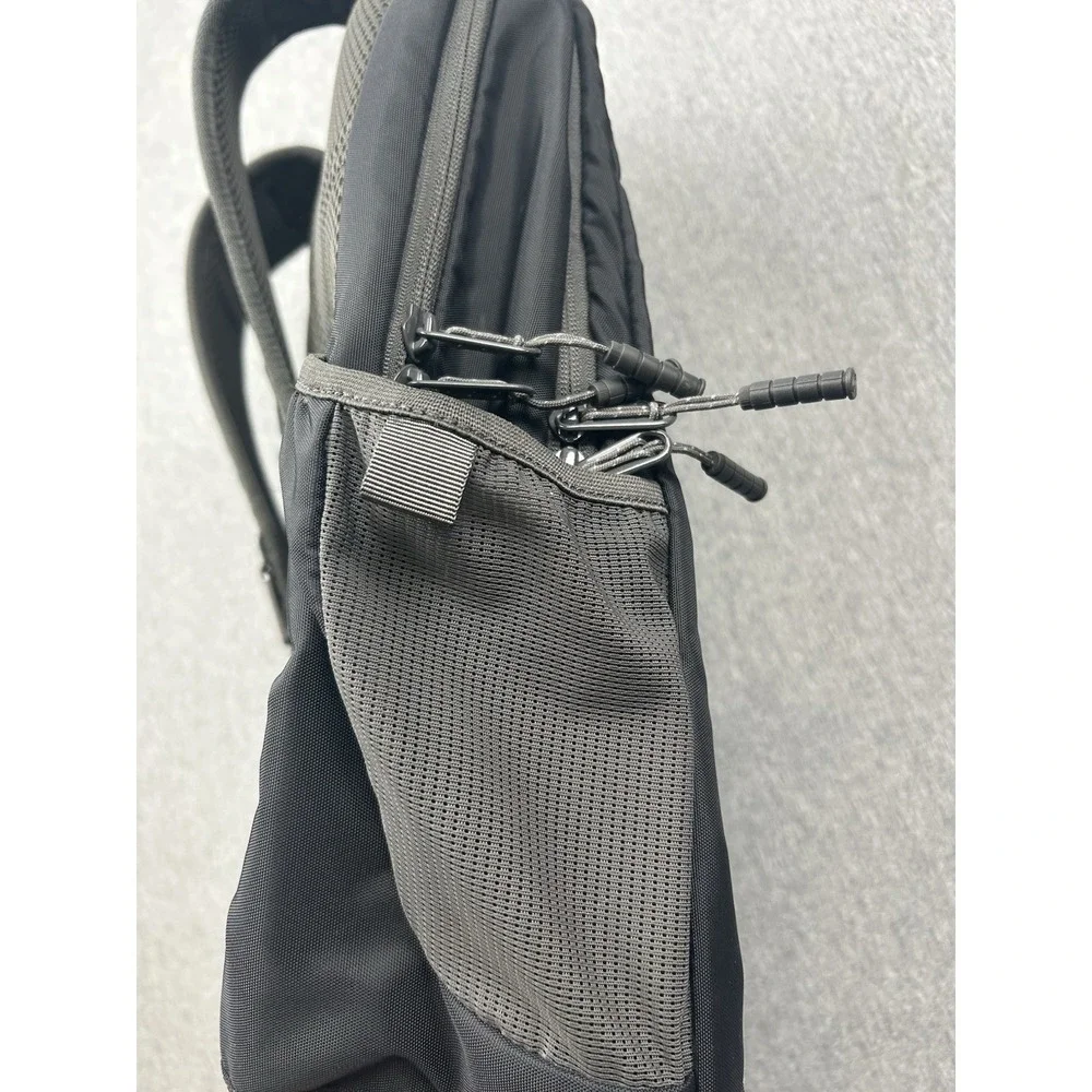 Timbuk2 Parkside Laptop Backpack Black Travel‎ Pocket Tablet Work School *LOGO*